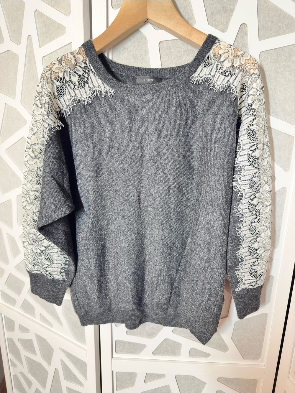 J.Crew Gray Lace Sleeve Sweater Women’s Small S Ivory Floral Lace Pullover